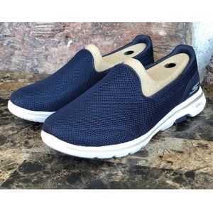 Skechers Women's GOWalk 5 Wide Width Walking